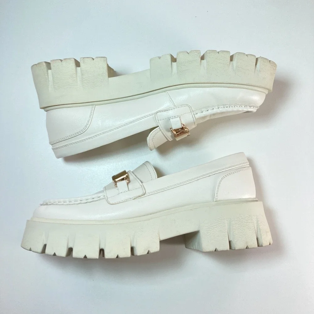 Y2k Guess Chunky Platform Loafer White Gold Buckle GBG Logo Heel Shoe Womens 8